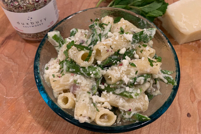 Creamy Asparagus and Minty Herb Pasta